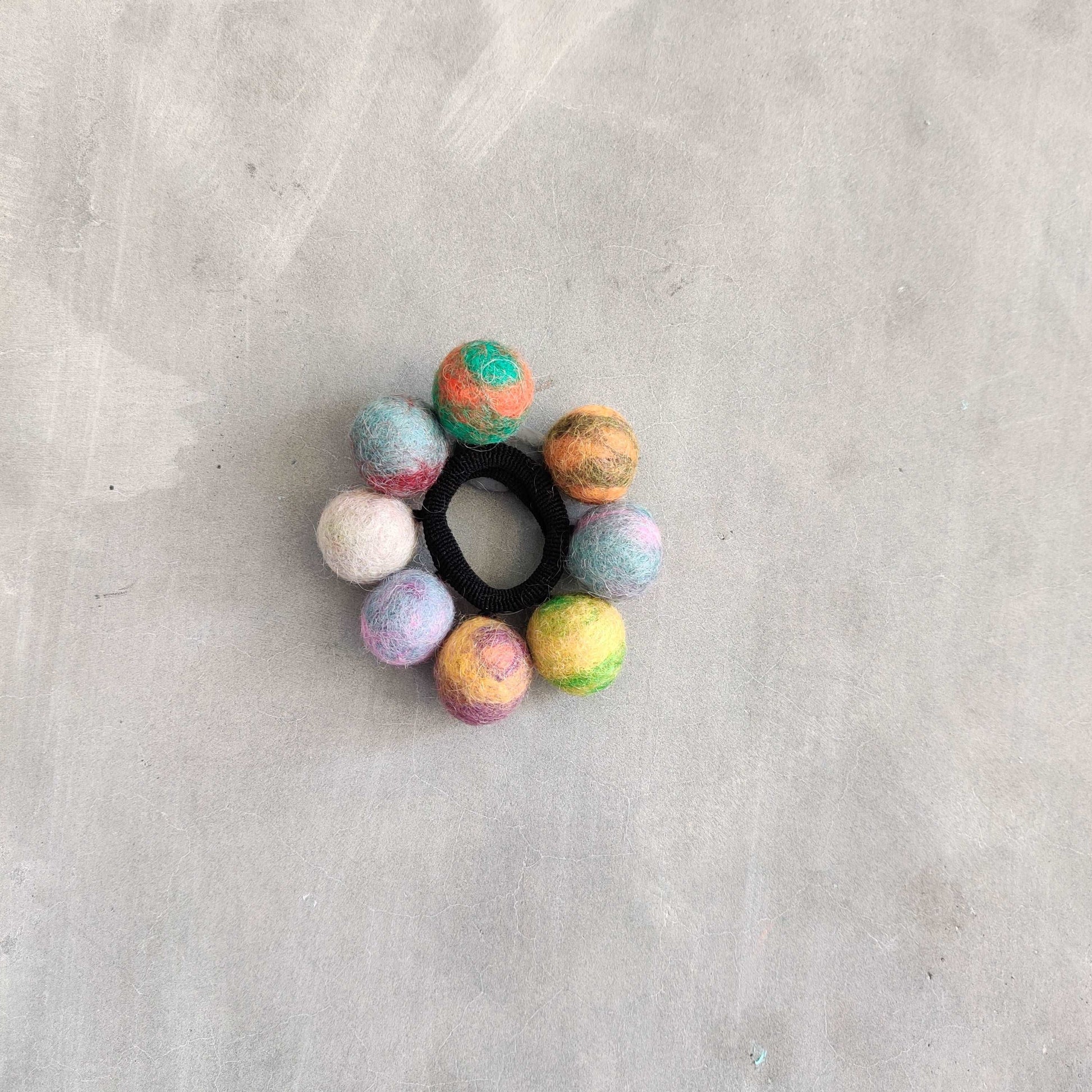 8 Felt Ball Rubber Band