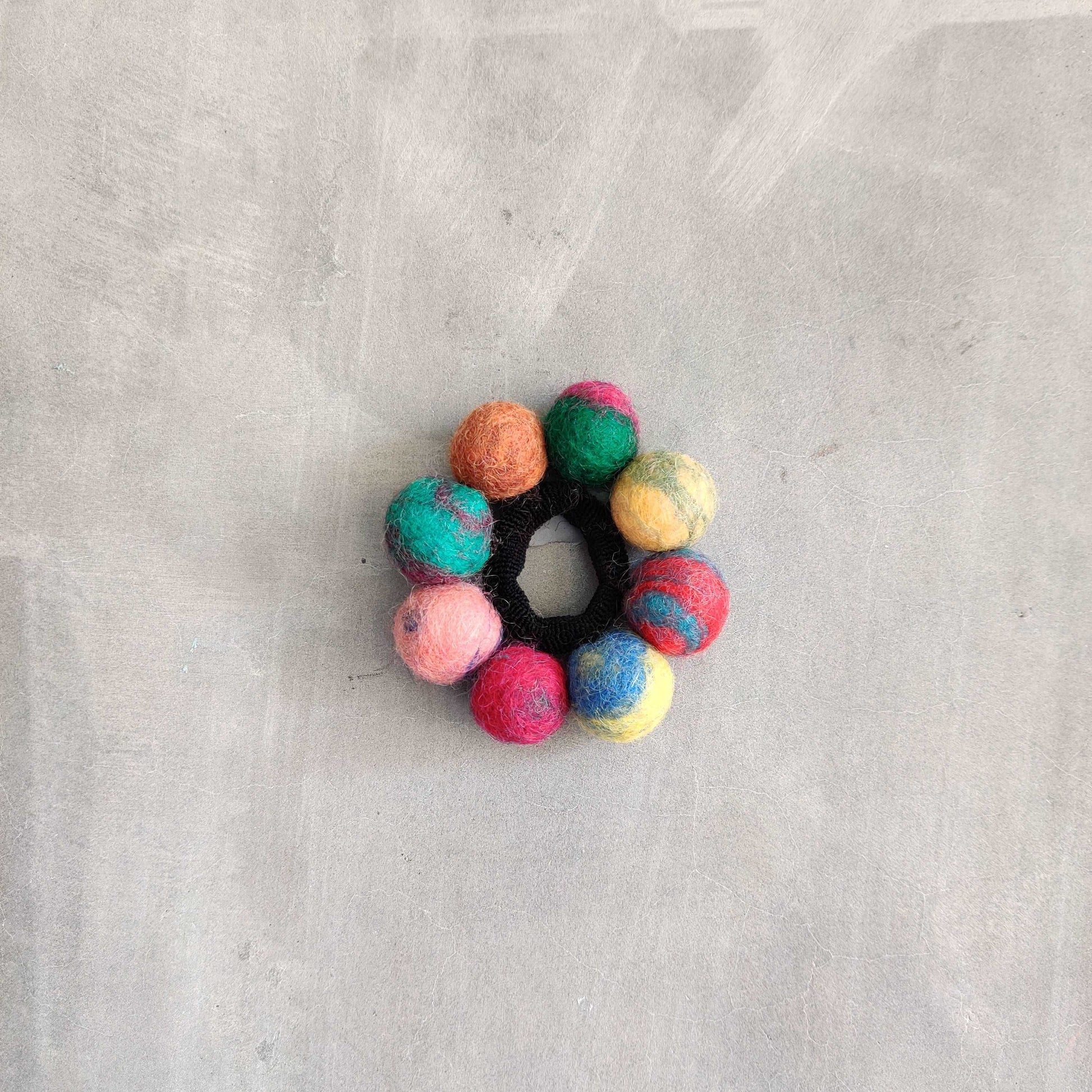 8 Felt Ball Rubber Band