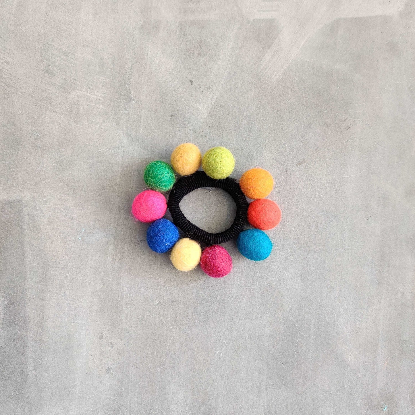 8 Felt Ball Rubber Band