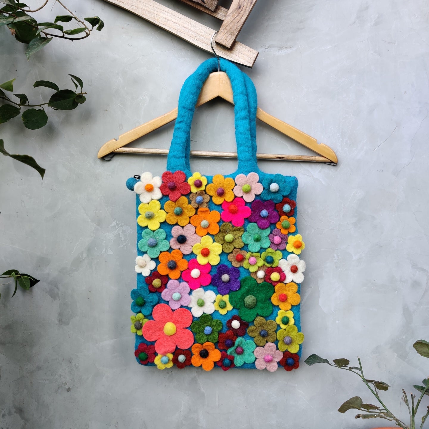 Flower Cluster Hand Bag