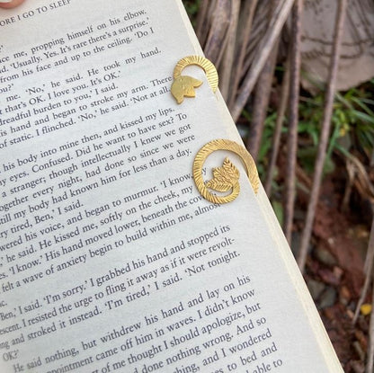 Swirly Padm Bookmark